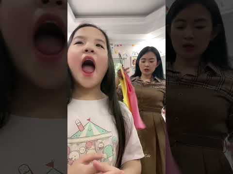 sebel mommy pakai baju semua gak suka