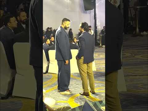 #AbhishekBachchan with #SaifAliKhan at an event held for Saif's cricketer Dad #MansoorAliKhanPataudi