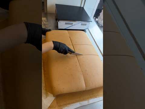 jiggly cake cutting 대왕카스테라 자르기 #koreanstreetfood