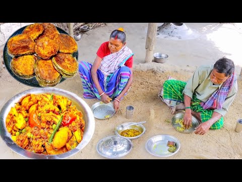 BRINJAL VAJI and CAULIFLOWER CURRY recipe cooking & eating by santali tribe old couple