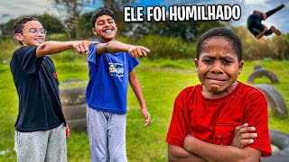 ELE FOI HUMILHADO POR SEUS AMIGOS *mas ninguém acreditou no que ele fez