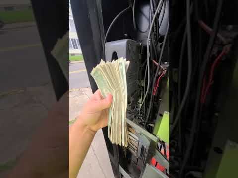 How much $$$ my vending machines and laundromat made in July #shorts