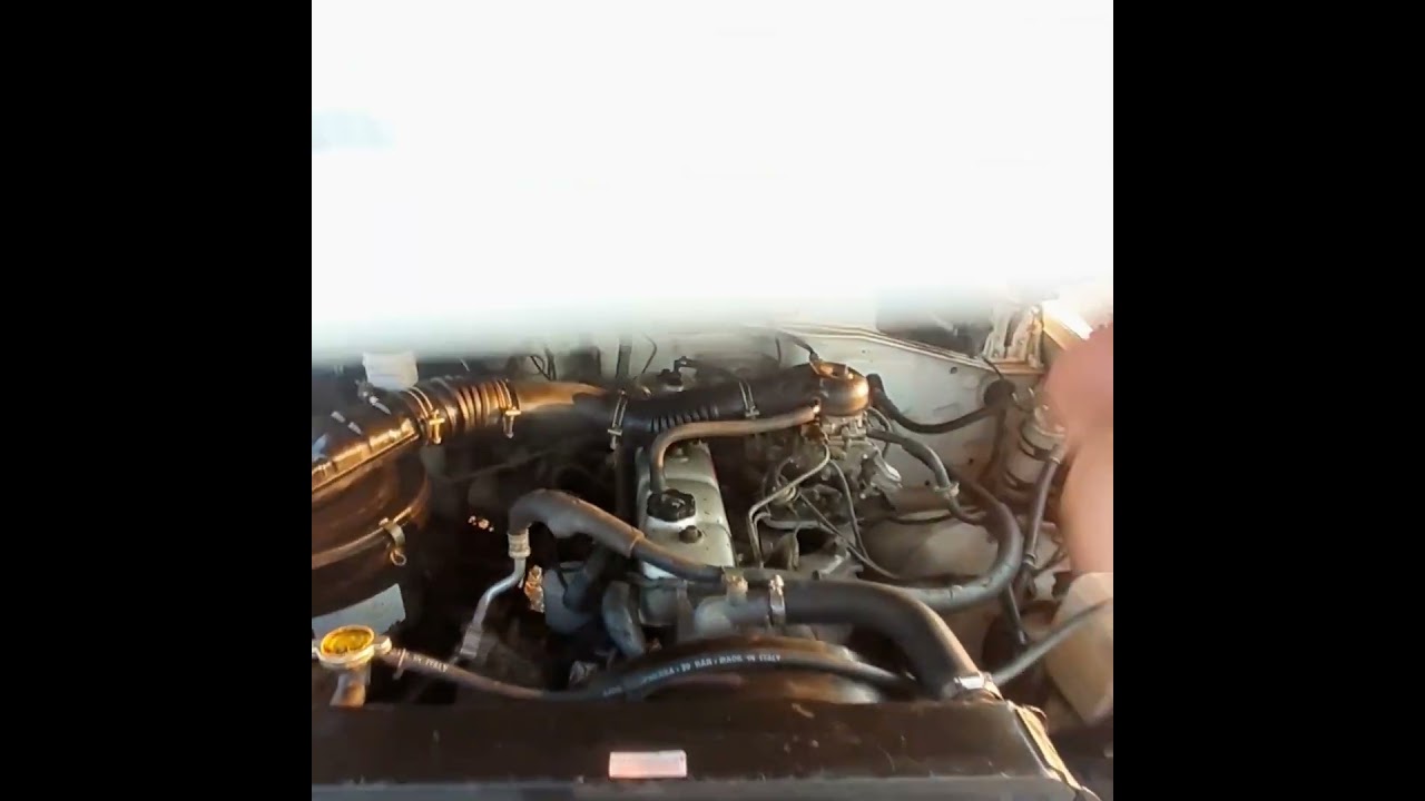 Video preview of Toyota Land Cruiser FJ 62 (1989)