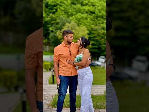 Easiest Hack to Click Couple Pictures While Travelling!