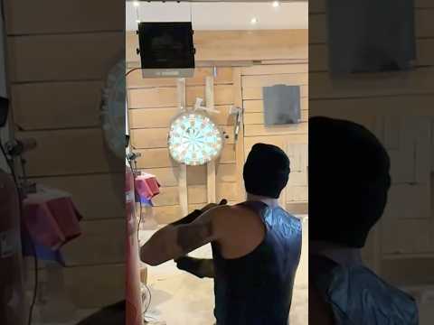 Bull’s-eye throw #throwingknife