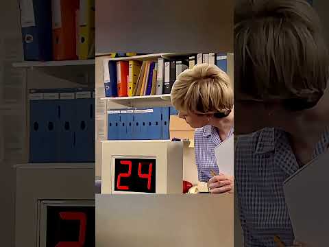 🥄🤲😵 Stuck in the Queue