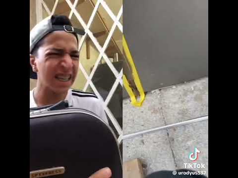 Eu saindo de casa quando eu fico bravo com minha mãe se inscreva no canal e deixa o link