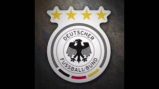 Deutschland Fußball - Testspiele im Donnerlicht.