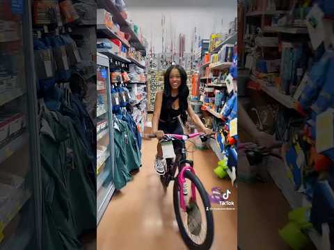 Don’t worry, we cleaned up our mess 🤣 @mamaandken #putitondafloor #viral #momanddaughter #walmart
