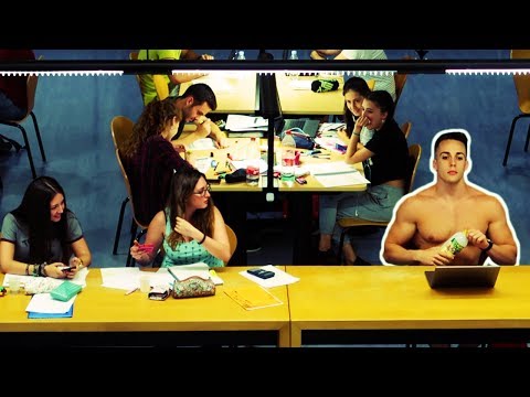 SIN CAMISETA por la BIBLIOTECA y pasa esto | Aesthetic Student