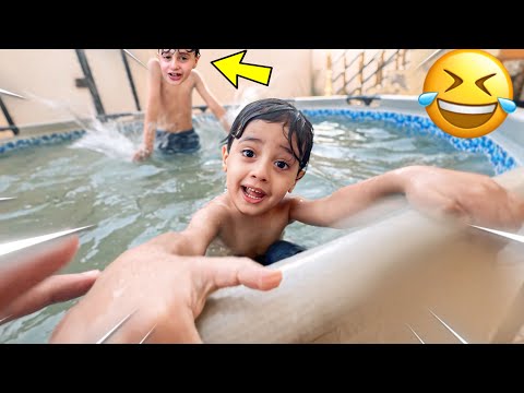 جود يجرب المسبح الكبير لأول مره بحياته !😍🤣