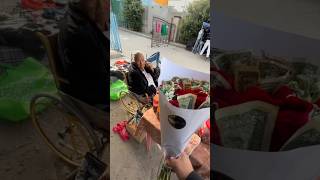 Millonario sorprende a madres solteras con un regalo❤️.  PT 3