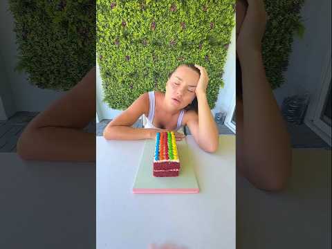 Пока Чампа спала, я украл торт!#shortvideo