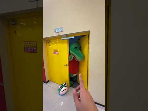 The crocodile ate the boy 🥰 #shorts #youtubeshorts