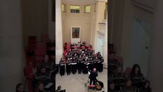Elvis Stanić, arr. Deniza Gnjini: Naranča; solistice Ana Rukavina i Ivana Rukavina