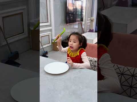 小孩子是不能挑食的哦 #路飞#海贼王