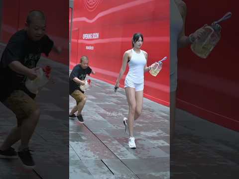 Chinese street fashion tiktok #shortsvideo #chinesefashion #chinesestreetfashion
