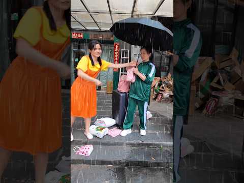 Cool Item Saved Her From Heavy Rain And Messy Items. #shorts New Gadgets Smart Appliances
