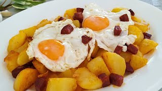 Nueva Receta De Patatas Salteadas Con Huevos Y Chorizo ¡Irresistibles!