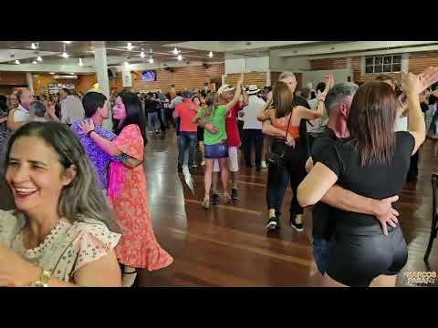 Essa Música é Bonita Demais pra Dançar com Marcos Pasa No Forró AO VIVO