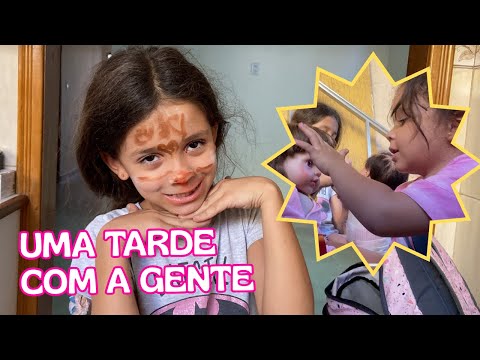 Minha irmã virou uma bebê Reborn e dei comida para minha boneca. MAYA LIMA e MAITÊ LIMA.