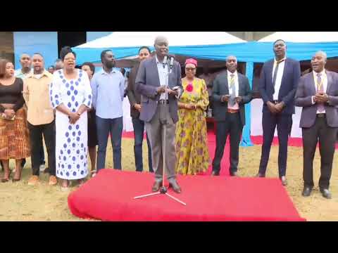 EMOTIONAL MOMENT AS DP GACHAGUA'S TROOPS JOINS HIM IN A SONG AT KIAMBU!