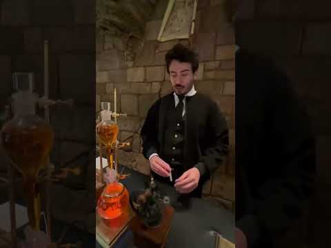 Je découvre un endroit secret à Disneyland! 😱