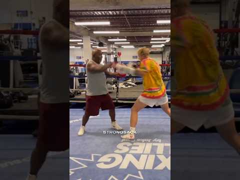 Mike Tyson vs Jake Paul PAD WORK COMPARISON 🥊