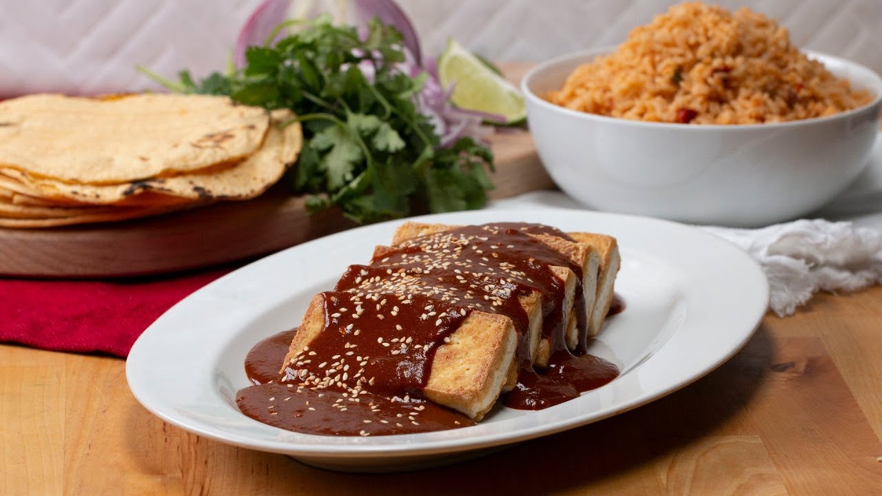 Tofu Mol That Will Make You Rethink Meatless Monday