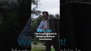 King of keys! This accordionist will surprise you🎹