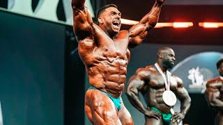 Derek Lunsford posing Olympia 2023 Full HD 1080