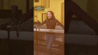 Mallory Wanecque double Mabel dans Jumpers, et ce n'est pas pour lui déplaire. ❤️