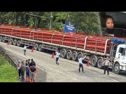 HEBOH !!! SOPIR WANITA CANTIK MELINTAS SITINJAU LAUIK, Truk Muatan Super Panjang Tampil Memukau