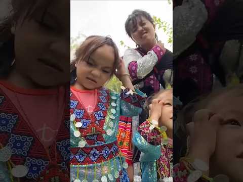 Single mom with mosquito repellent skills | ketika di hutan banyak nyamuk #camping #outdoors #funny