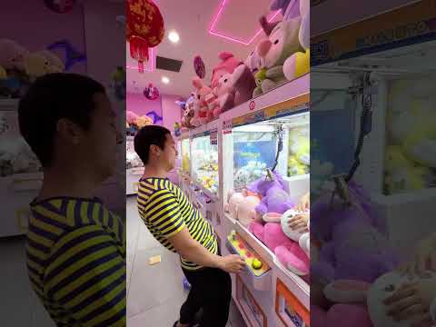 Gắp gấu ở đây dễ thế nhỉ | Ngọc Gấu Bông #shorts