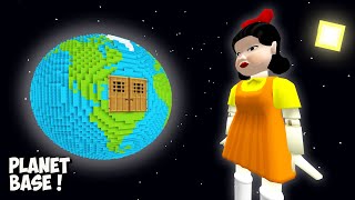 SURVIVING FROM SQUID GAME DOLL in Minecraft! I found SECRET BASE inside PLANET!