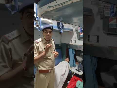 ?सावधान ?रेल यात्रा के दौरान सबसे ज्यादा चोरी होने वाला समान ?'मोबाईल'