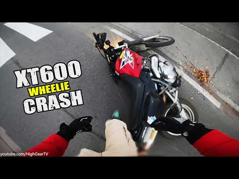 Motorcycle Crash In Middle Of The Road | Exploring With YAMAHA XT 600