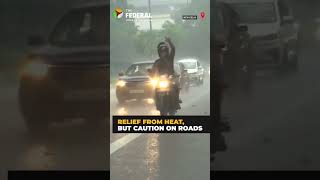 Heavy rain lashes parts of Delhi