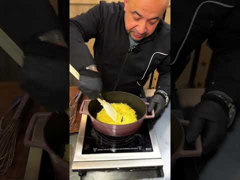 Light, buttery, and impossibly smooth! The ultimate guide to making potato purée like a pro.