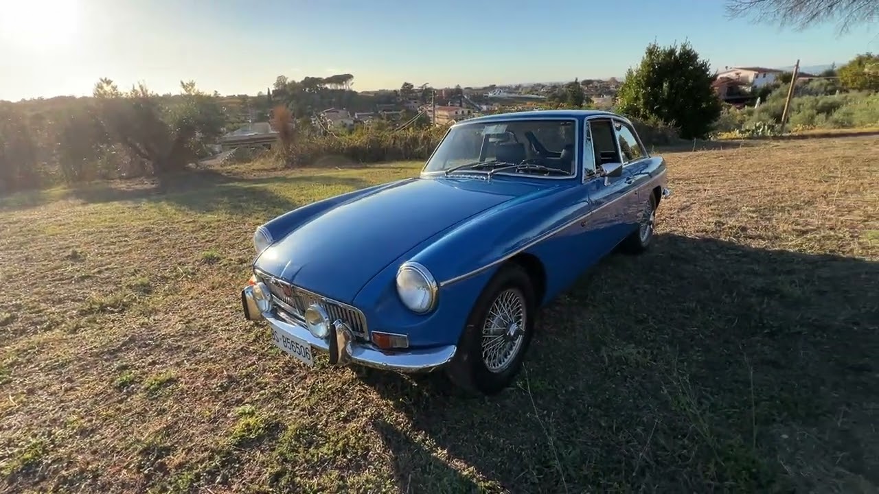 Video preview of MG MGB GT (1972)