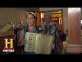 Auction Conversations and Item Evaluations