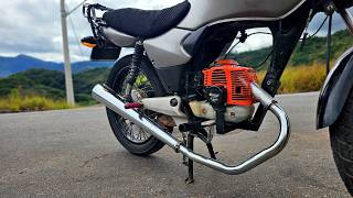 motocicleta com motor de ROÇADEIRA
