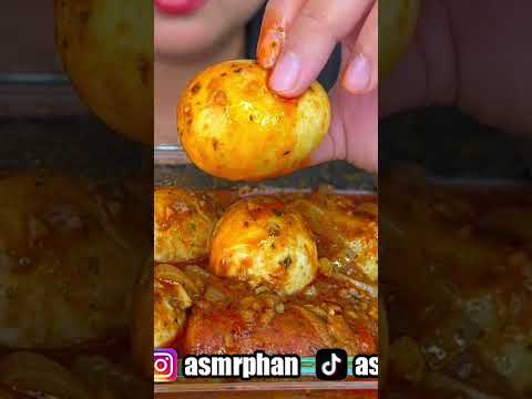 Eating A Perfect Jammy Egg! #asmr #food #mukbang