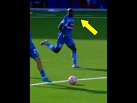 Selfish & Unselfish Moments in Football   #6