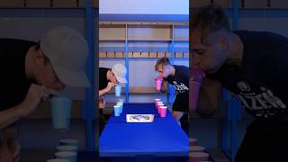 chlaďte se v těchto tropických teplotách s Ondřejem Rohlíkem a Nickem Malíkem! 🥤🎈😁