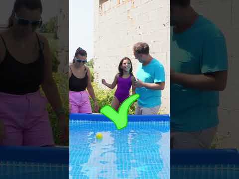 Galleggia o Affonda🥳🥳🥳(en plein) #challenge #shortsvideo #challengevideo #family #shortsviral #funny