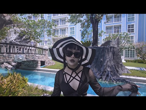 ASMR. goth girl takes care of your sunburn. 🌊🌞🏖