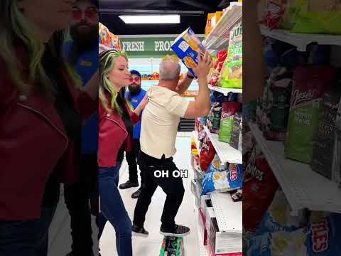 Good thing she was there to help!🤣🫢