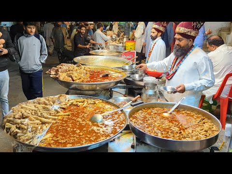 Akbar Jee Siri Paye - Kartarpura STREET FOOD in Rawalpindi | Mutton Ojri | Beef Paye | Boti ka Salan